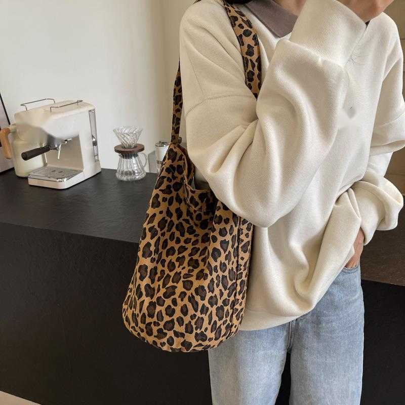 CMM Canvas Bag Womens Leopard Print Cloth Bag French Tote Bag Niche Armpit Bag Shoulder Bag Bucket Bag Hand Held Bag