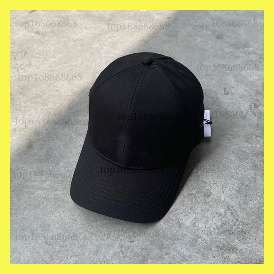Casual Embroidered Unisex Snapback Hat Suitable for All Outdoor Adventures