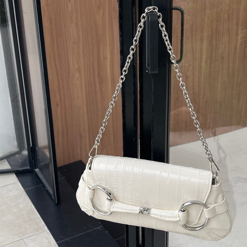 Chain Shoulder Underarm Gold Bags For Women Designer Handbag Purses 2024 New Fashion Commuting Large Capacity Crossbody