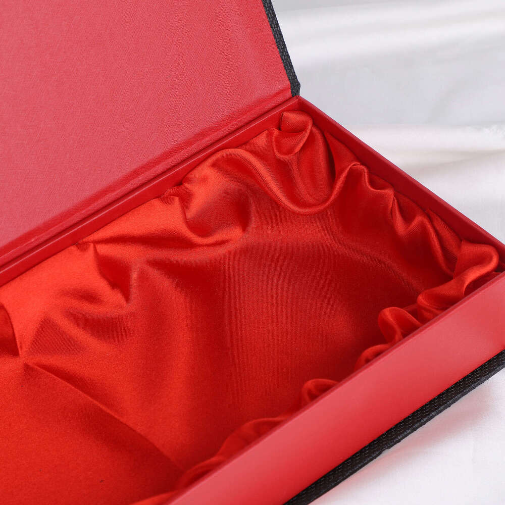 SM Sex Props Black Storage Box Packaging Box Paper Airplane Box Large, Medium, Small, High end Gift Box One piece dropshipping
