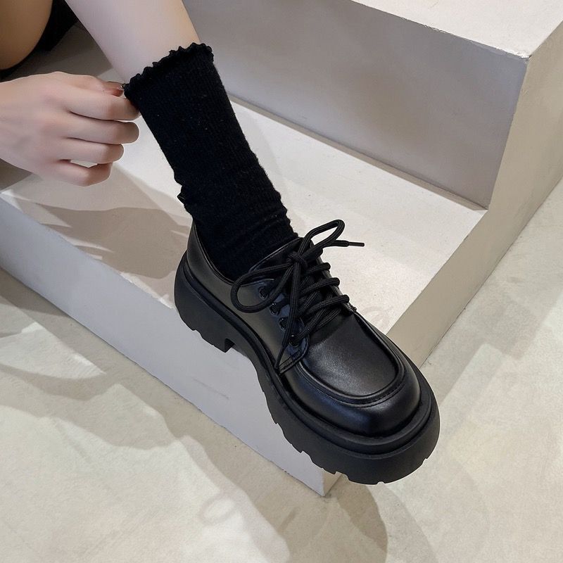 Thick soled small leather shoes 2024 new spring and autumn British style JK shoes, black hundred matching skirt lace up loafers