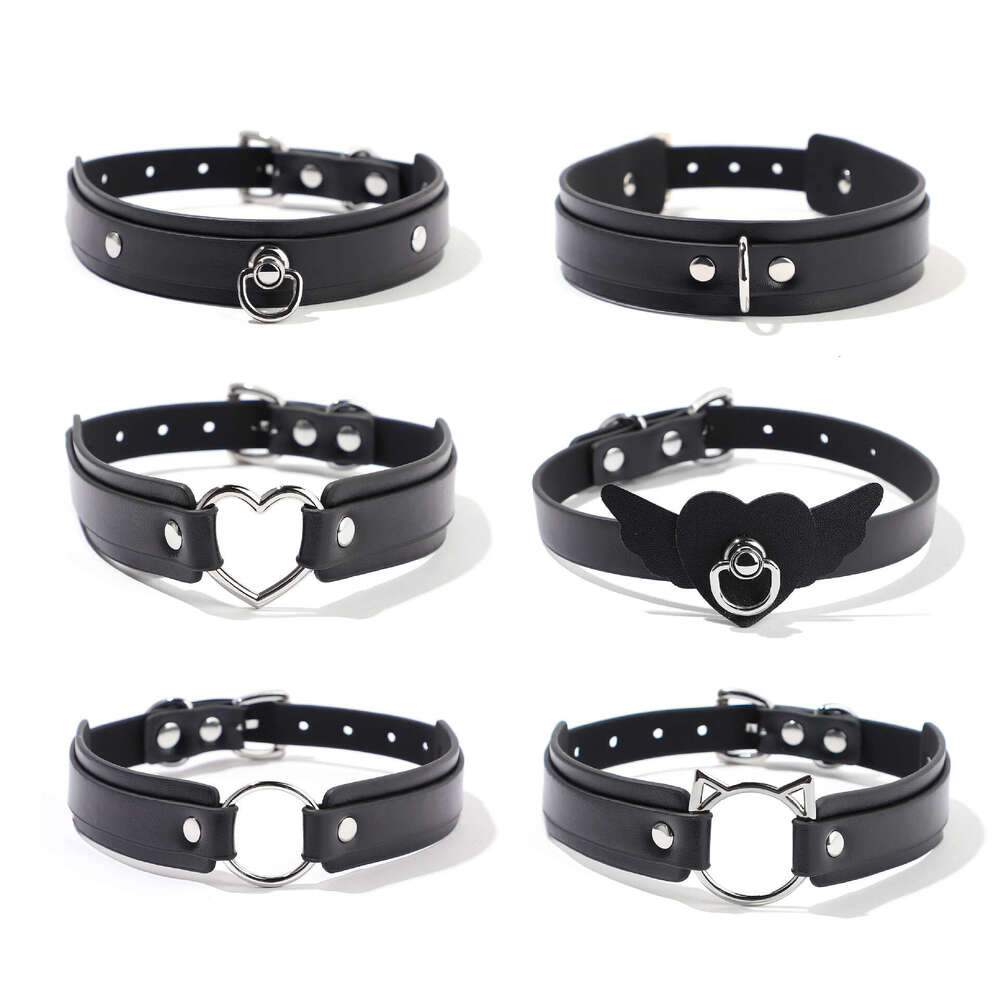 High end SM prop black erotic traction collar PU leather heart hanging ring erotic collar alternative adult products
