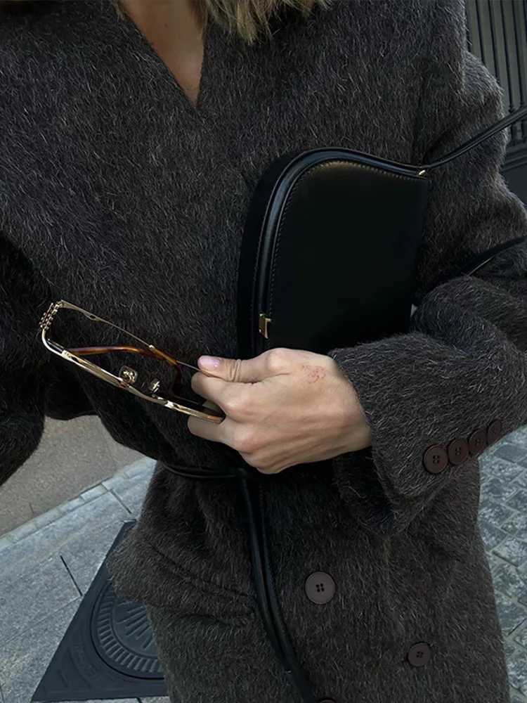 Vintage Double-Breasted Long Woolen Coat Women Casual V-neck Solid Slit Maxi Coats Lady Winter Warm Chic Elegant Street OutwearX241009