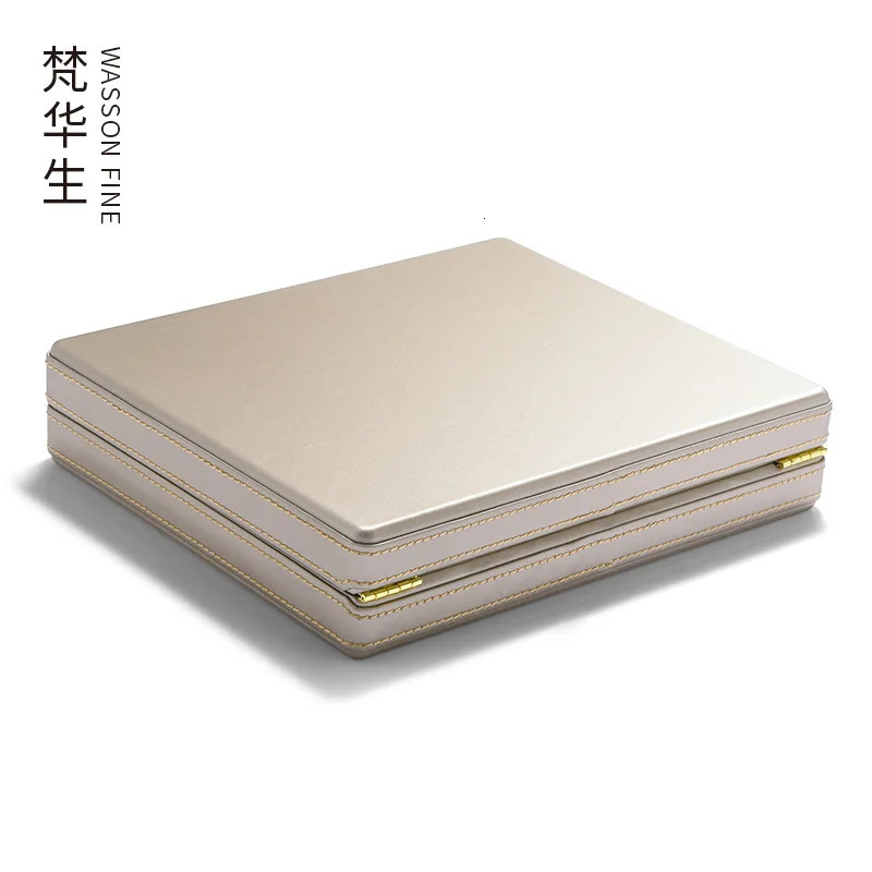 The factory directly supplies jewelry storage set boxes with three gold rings earrings necklaces display boxes and jewelry packaging 240924