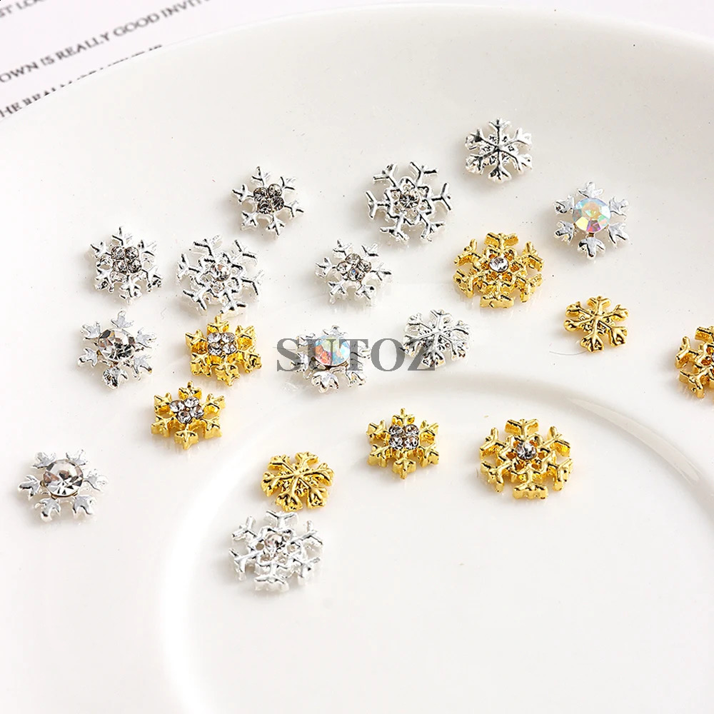 3D Metal Snowflake Nail Charm Gold Silver Snow Diamond Jewelry Rhinestone DIY Winter Christmas Decoration NTD-152 241008