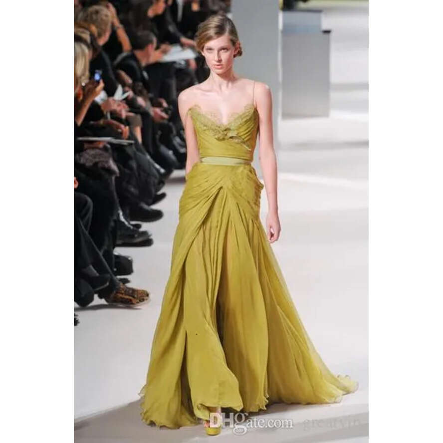 Saab Sexy Elie 2020 Spaghetti Evening Dresses Spring Fashion Ruffle Prom Lace Pageant Party Runway Red Carpet Gowns