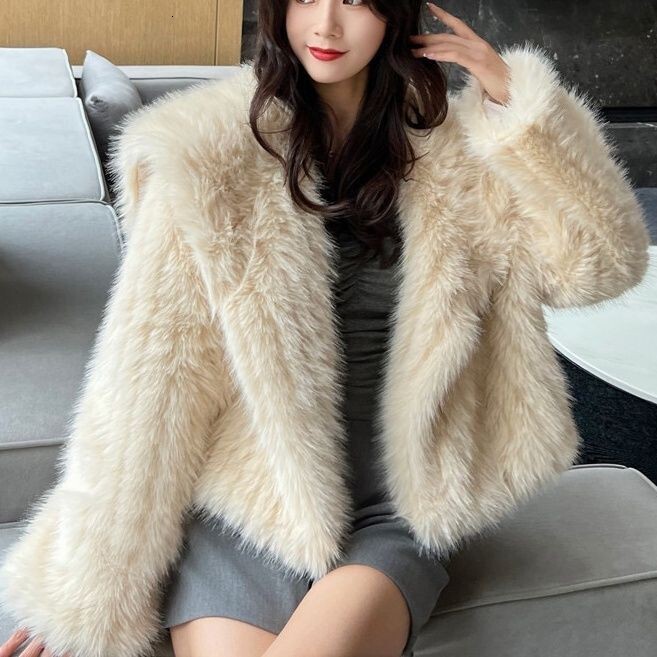 Faux Fox Coat Women Winter Warm Lapel Woven Fur Fluffy Jacket Top Fashion Short Loose Wool Jackets For Lady