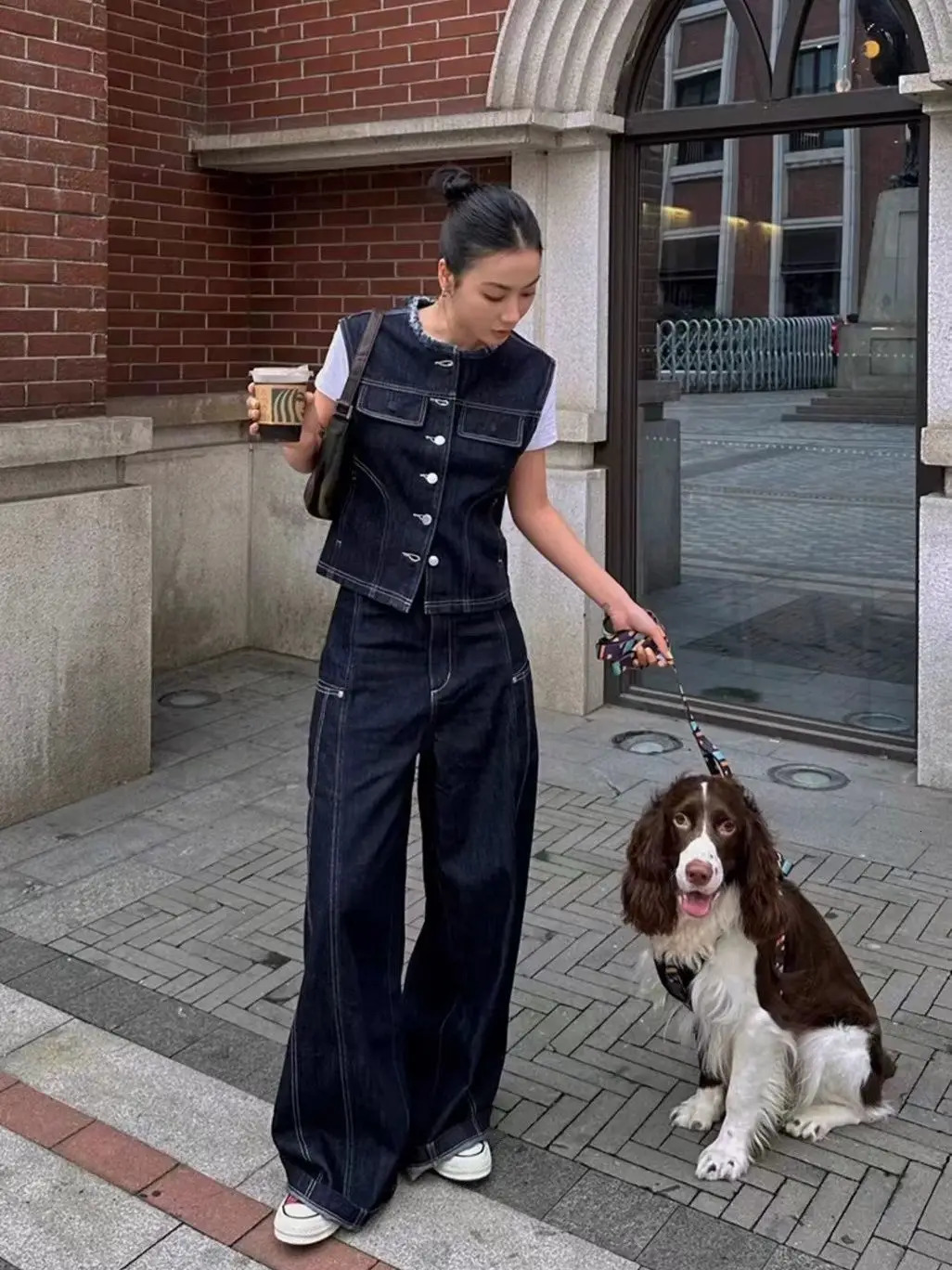 Korean fashion clothing retro denim twopiece set womens springsummer vest weight loss shorts wide leg pants 241008