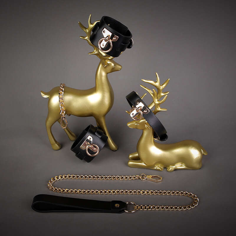 High end SM prop set of four pieces, genuine leather traction collar, binding and restraint handcuffs, fun leather patties, adult products