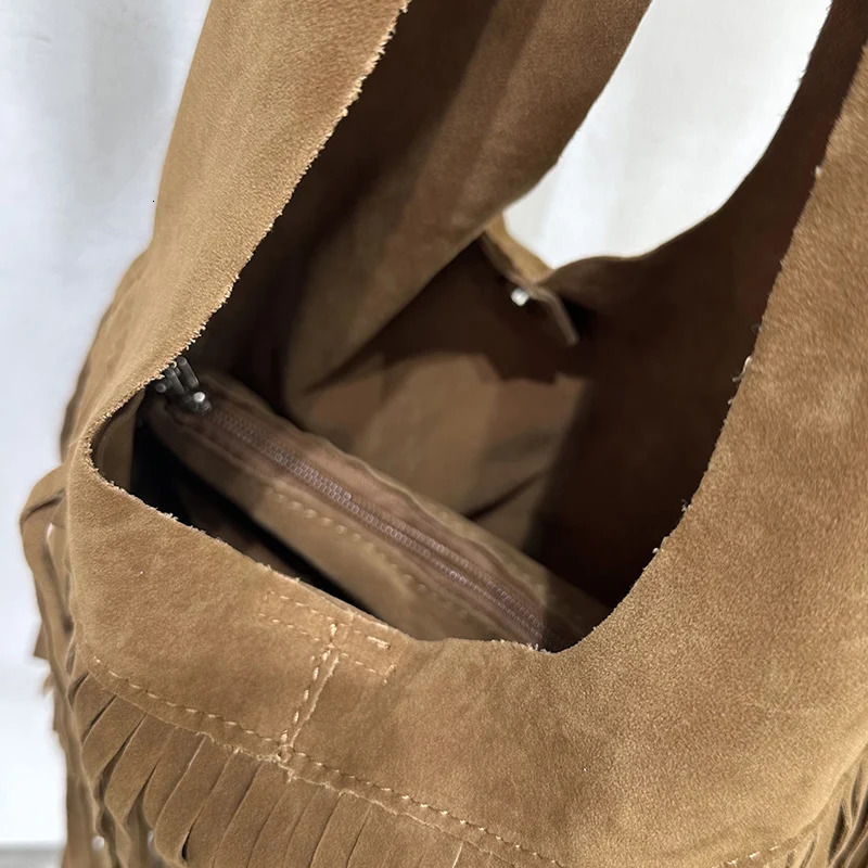 Bohemian synthetic suede bucket bag womens er handbag wallet 2024 tassel inner pocket armpit shoulder 241008