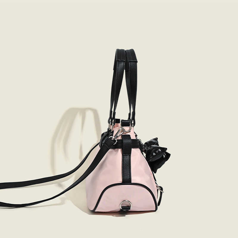 CMM Small Sweet Cool High End Handbag Crossbody Bag Large Capacity Fitness Yoga Commuting Tote Bag Single Shoulder Armpit Bag Womens Bag