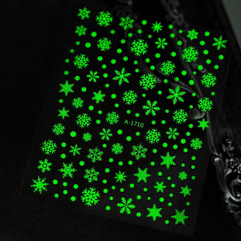 12 pieces/set of luminous Christmas series nail stickers 3D white snowflake nail stickers self-adhesive luminous in dark snowflake slider * 241008