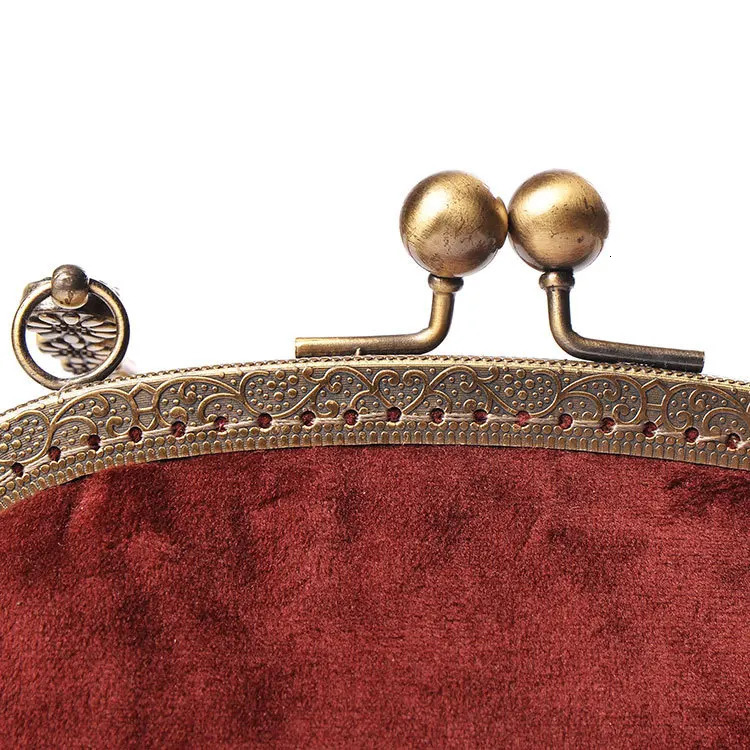 Womens Retro Handmade Velvet Minimalist Simple Hanbok Bag Womens Chinese Wedding Edge Small Size Phone Side Strap Shoulder Bag 241008