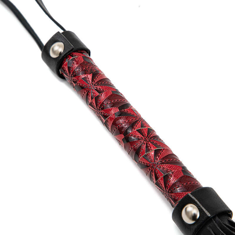 Cross border hot selling SM prop whip PU leather diamond pattern fun leather whip sex training SP torture equipment tassel whip