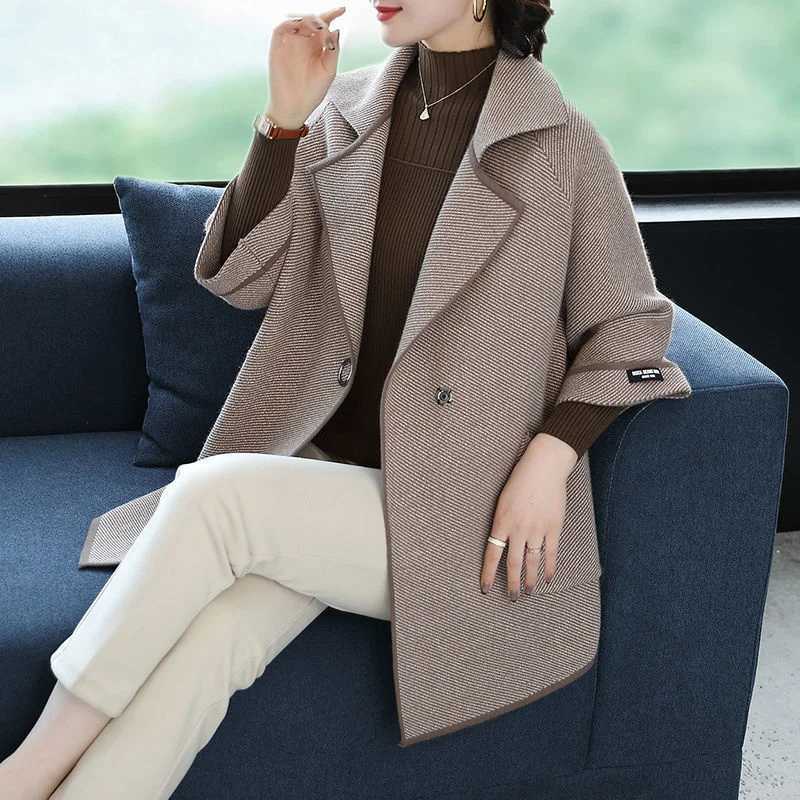 New 2023 Autumn Winter Middle Mother Coat Women Fashion Korean Loose Casual Woolen Coats Overcoats Female OuterwearX241009