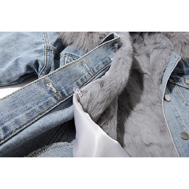 Winter Thick Real Fur Collar Rabbit Liner Denim Jacket Coat Women Outwear Loose Short Hem Split Fork Jeans Female 241008