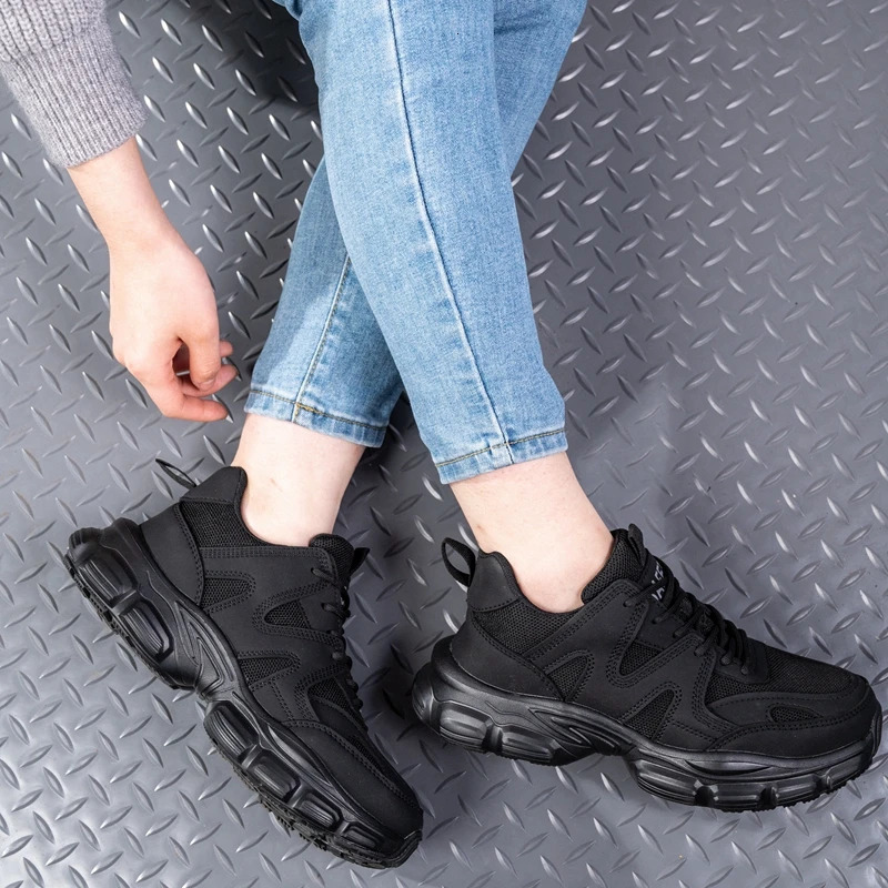 Women Safety Shoes Anti-smash Anti-puncture Work Shoes Breathable Lightweight Work Sneakers Indestructible Women Shoes Boots 241008