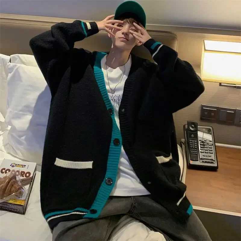 Cardigan Man Clothes V Neck White Knitted Sweaters for Men Striped Black A 90s Vintage Cheap Long Sleeve 100% Pull Oversize Tops LX241009