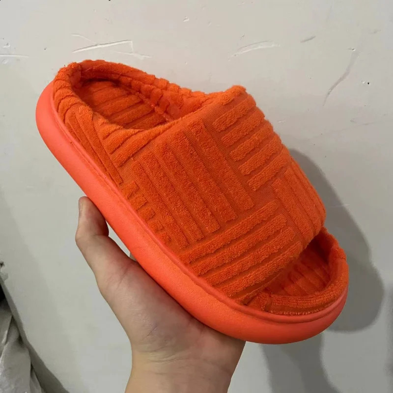 Peep Toe Slippers Green Slides for Women Flat Shoes Outwear Plush Platform female Floater Boots Plush Mules Clogs 240927