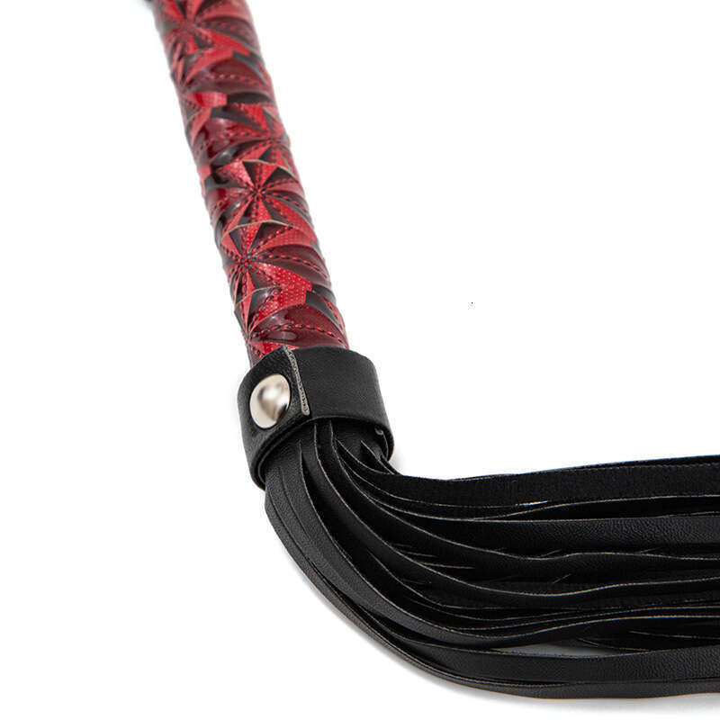 Cross border hot selling SM prop whip PU leather diamond pattern fun leather whip sex training SP torture equipment tassel whip