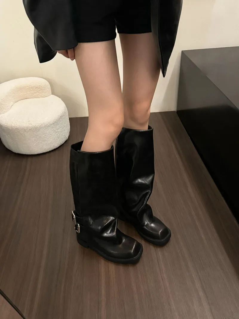 Ladies' Retro Fashionable Black Long Sleeved Knight Short Boots Snow Booties