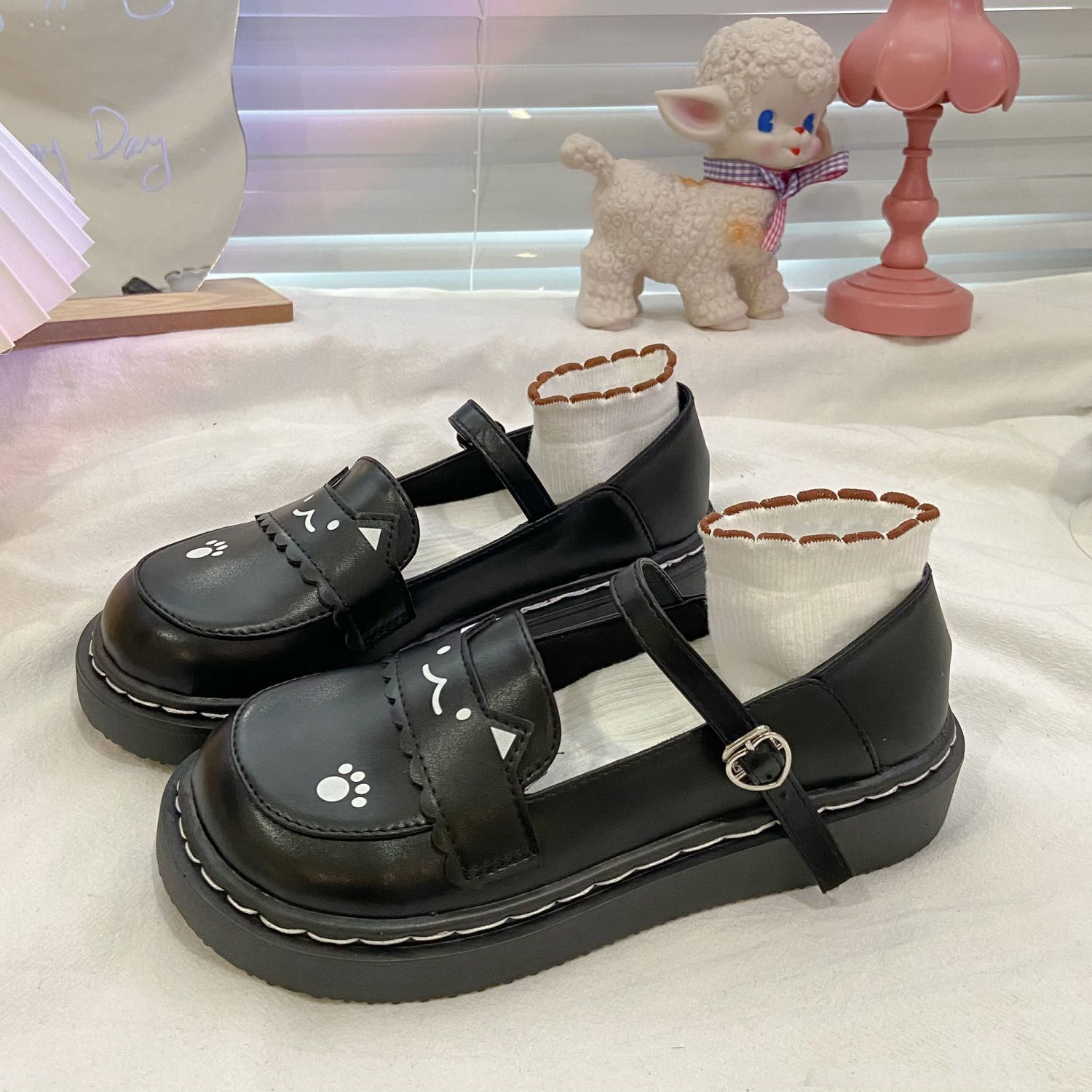 Cute kitten Lolita big head little leather shoes JK uniform flat bottom soft girl versatile student Mary Jane single shoes