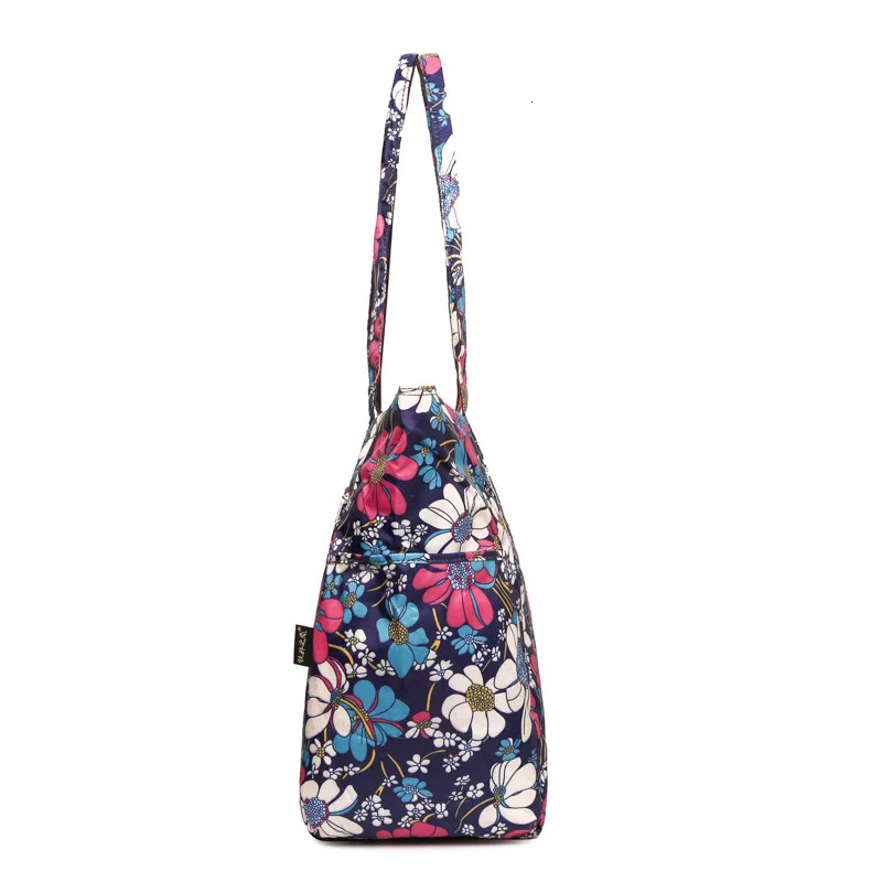 Womens nylon floral printed shoulder bag waterproof womens handbag shopping bag travel beach bag womens backpack 241008