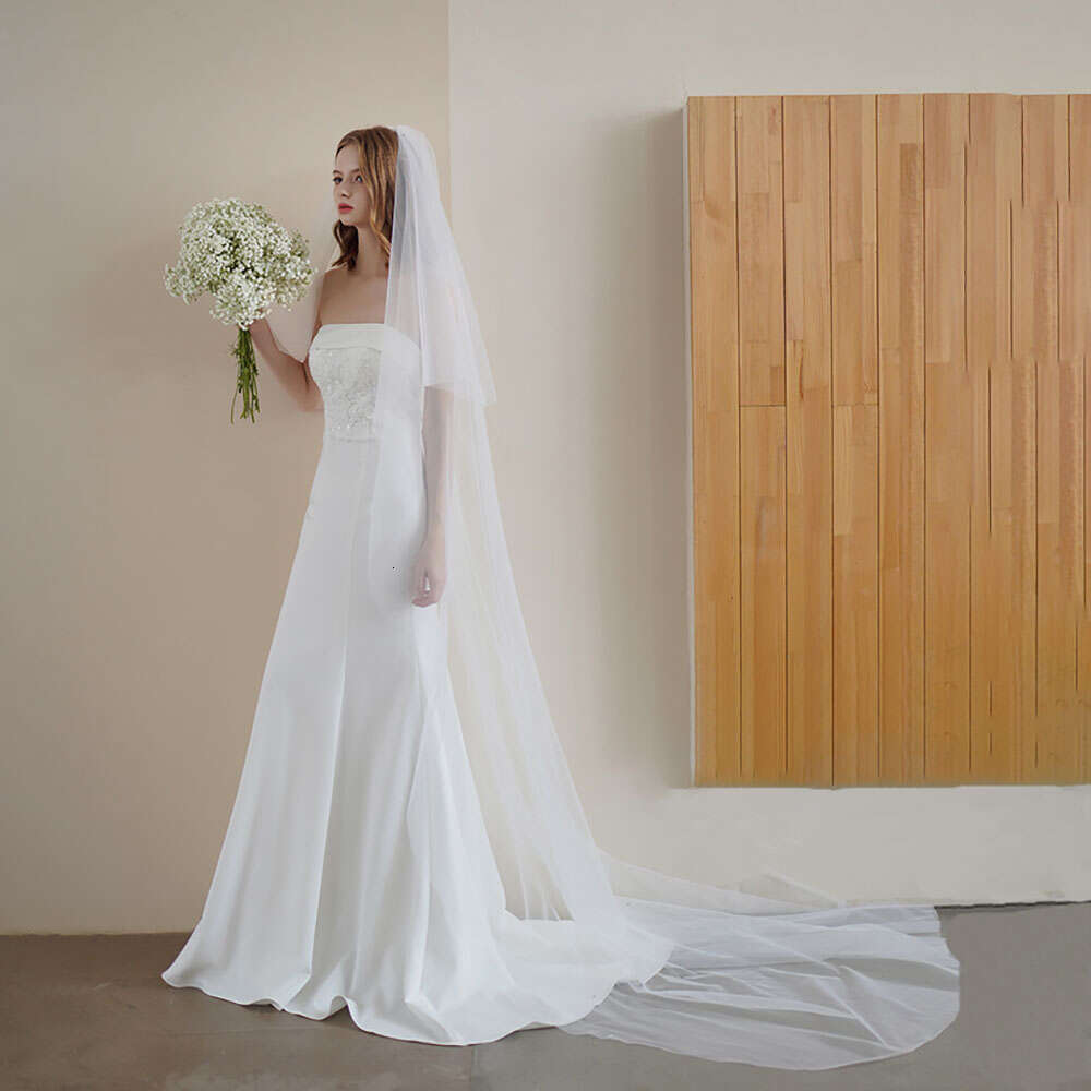 Sexy Strapless Mermaid Little Train Wedding Dress Lace Applique Studded Beaded Bridal Gown