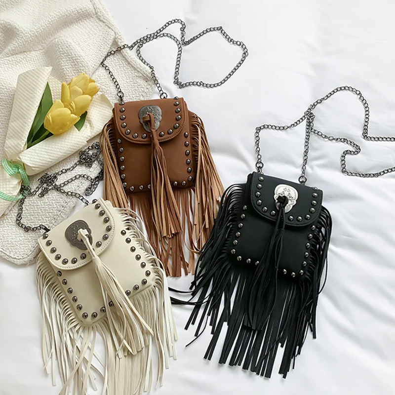 Punk shoulder bag tassel studded leather shoulder bag suitable for European and American womens wallet travel 241008