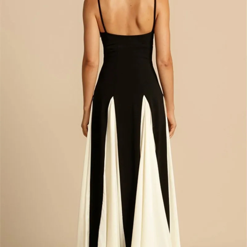 Black and white spliced spaghetti strap dress with pleated Maxi showcasing style womens fashion splicing sexy elegant party 241007