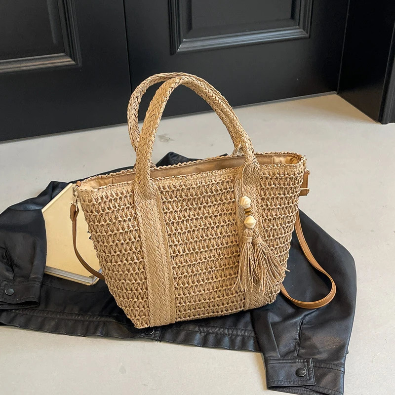 Grass beach bag summer womens handbag with tassel shoulder cross body bag suitable for womens wallets and handbags 241008