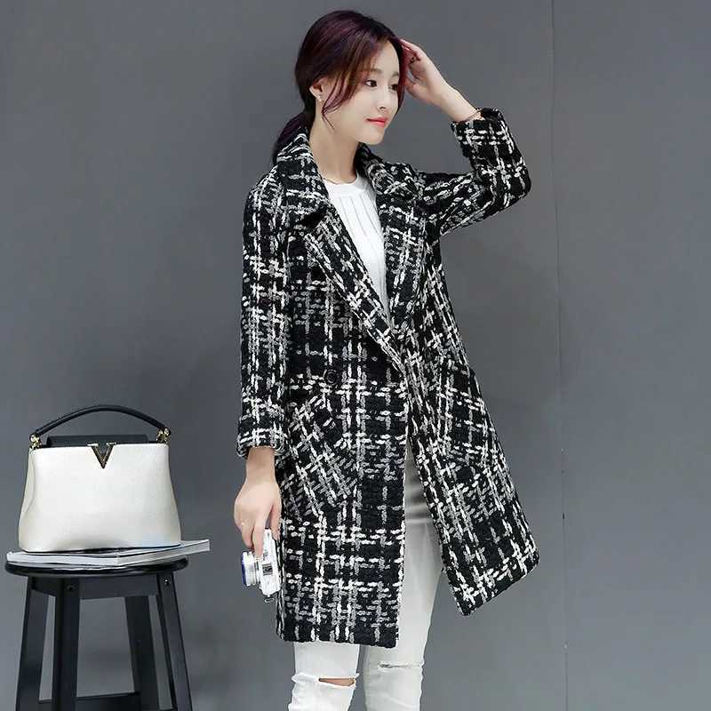 High quality plus-size woolen coat women 2024 womens plaid coat Korean fashion slimming medium long woolen coatX241009