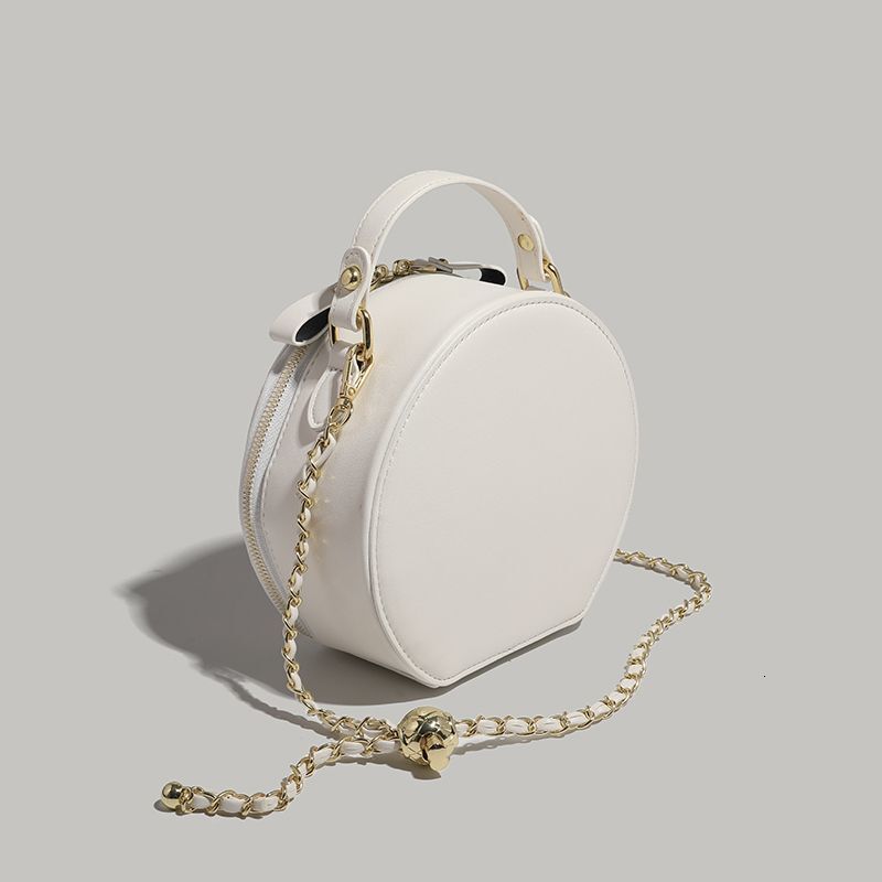 2025NEW Designer trend bag with high end texture for women fashion new fashionable handheld small round autumn chain shoulder crossbody
