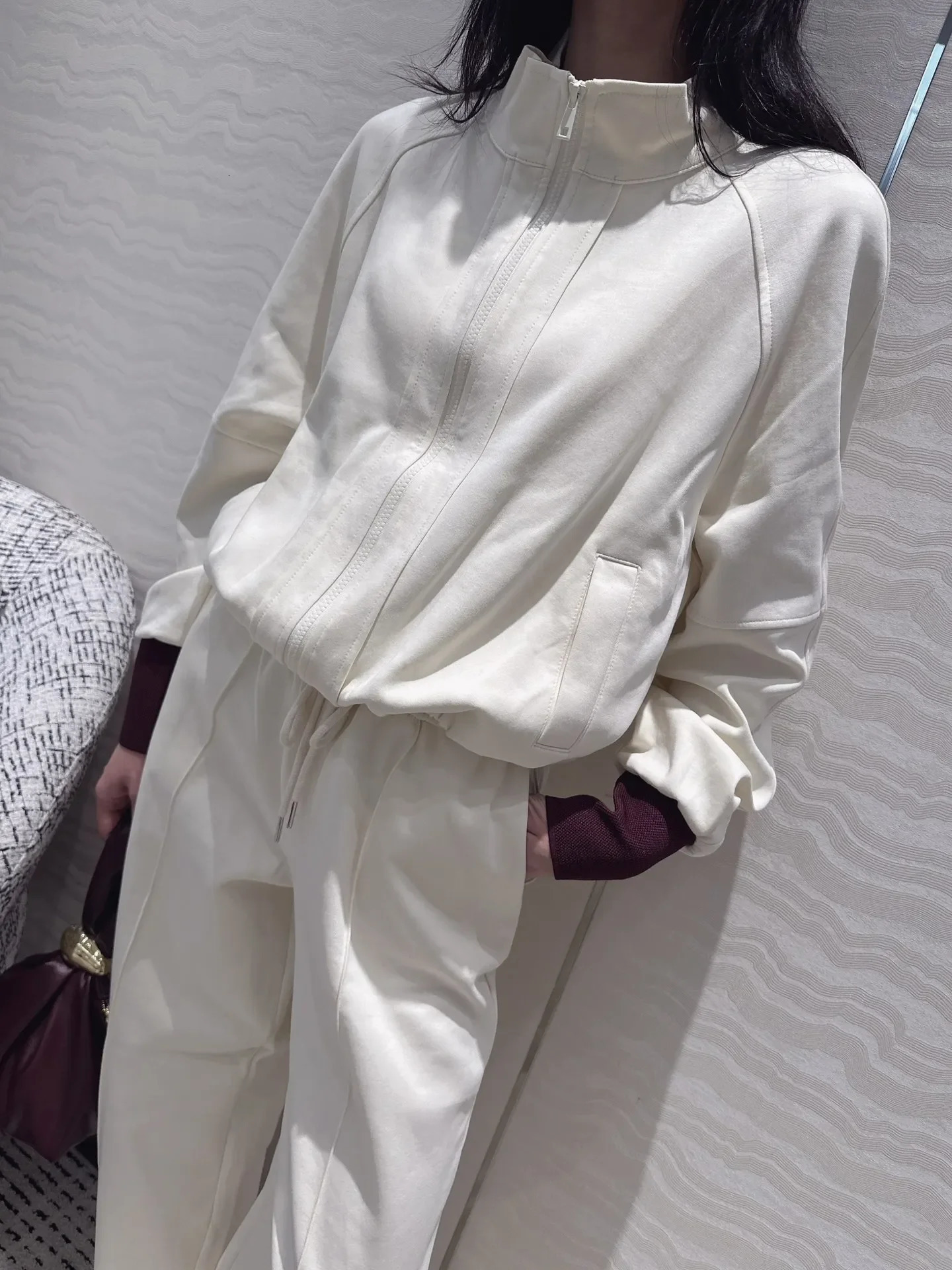 Womens sports suit collar zipper jacket straight leg wide pants set twopiece womens clothing 240929