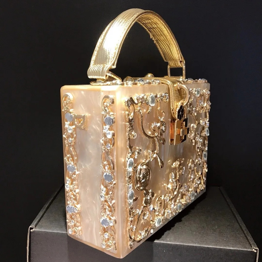 High end crystal evening bag for women hollow outer metal carving wer dia handbag box fashionable shoulder cross shaped 241008
