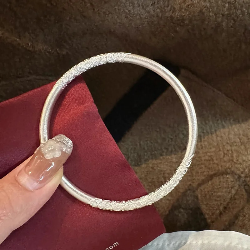 999 Bauhinia Steam Curled Grass Pattern Closed Womens Bracelet in Pure Silver National Style Ancient Silver High Jewelry Gift 240929