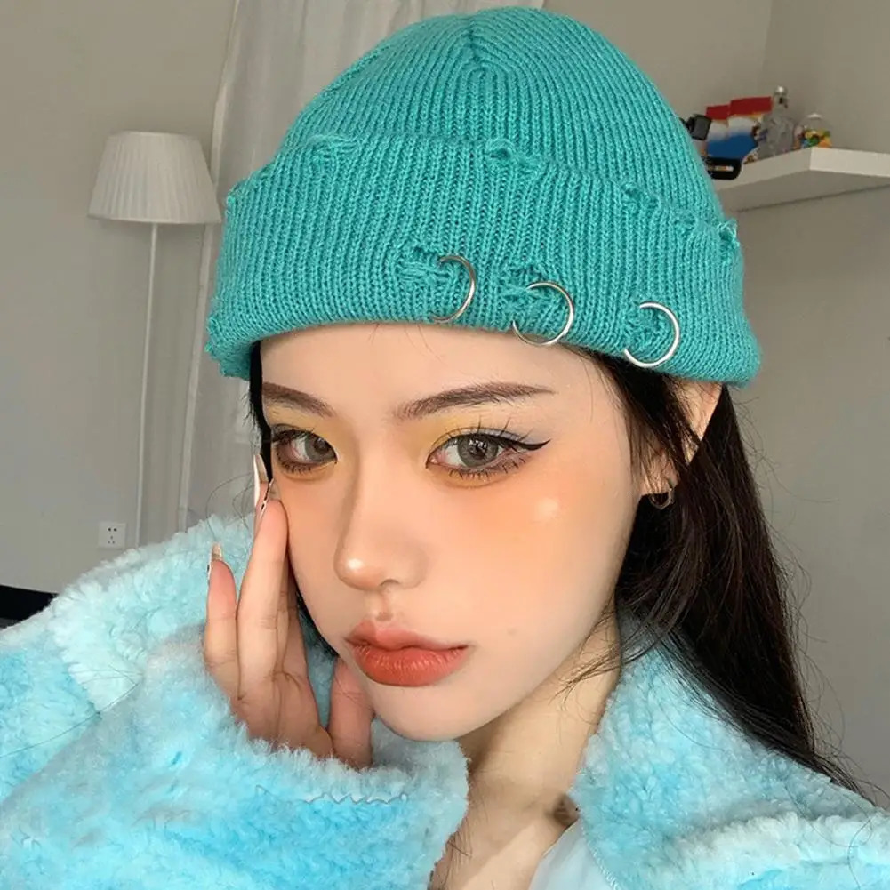 Solid color knitted hat hiphop tear warm wool yarn autumn womens beanie flange gold ring skull 241009