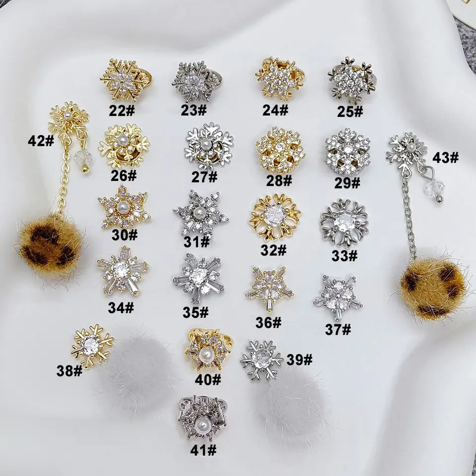 10 pieces/batch Christmas Deer Ants Crystal Nail Art Accessories Jewelry Decoration Nail Accessories Charm Supplies 241008