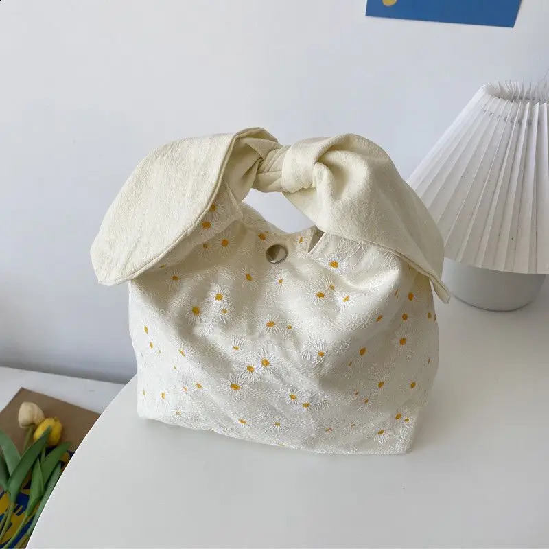 Bento Bag for Work Portable Rabbit Ear Lunch Box Female INS Zebra Student Fashionable Food Girls Canvas 240925