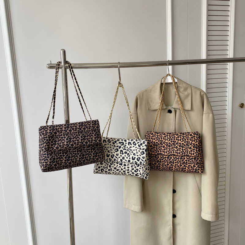 CMM Fashion Flip Up Postman Bag New Leopard Pattern Bag for Women High Texture Underarm Single Shoulder Bag