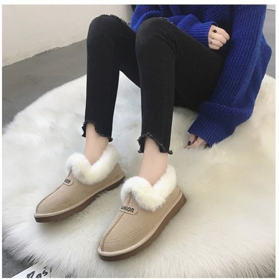 2024 New Designer Winter Australian Cotton Shoes Integrated Fur Leather Thickened Warm Home Anti slip Snow Boots