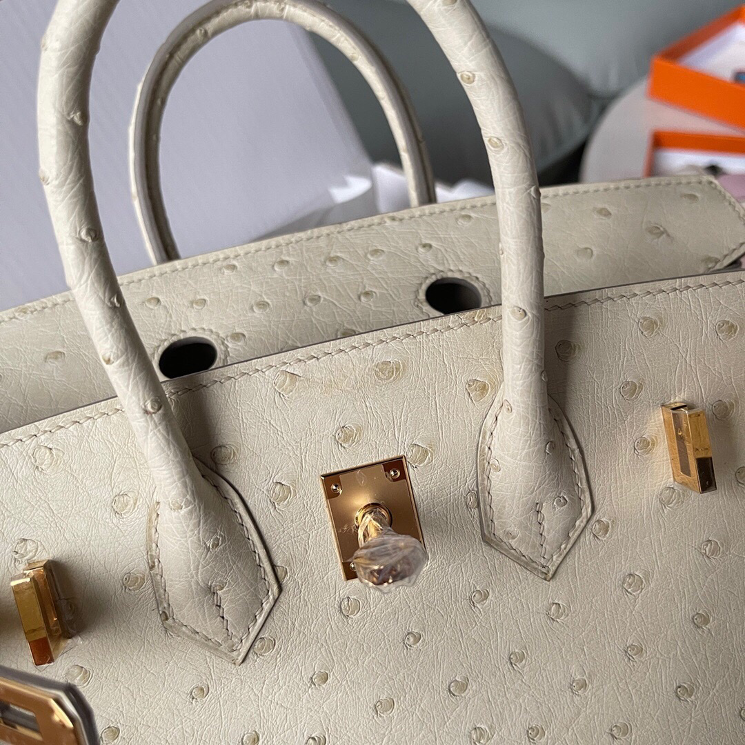 Fully handmade Ostrich Handbag Designer Business Bag Classic Commuter Bag 25 30cm Using imported original South African ostrichskin 24K real gold plated hardware