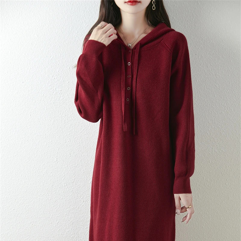 Hoodie knitted wool dress Womens AutumnWinter Style Loose hoodie Wearing a long coat 241007
