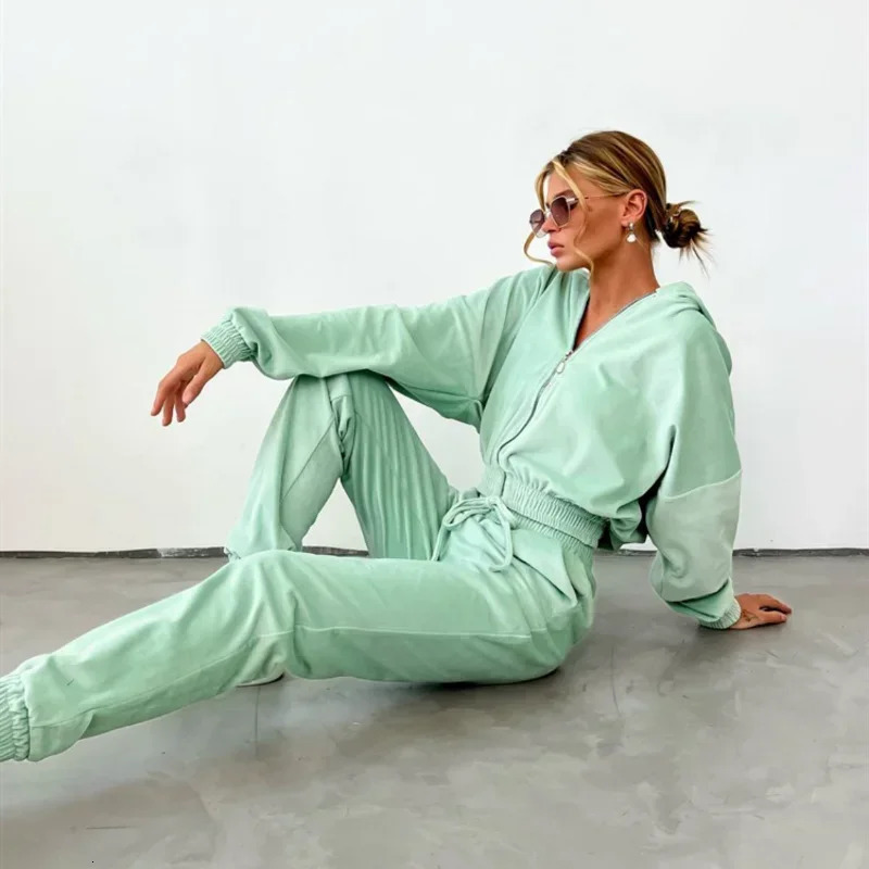 MODX Womens AutumnWinter Fashion Set Zipper Hoodie Brushed Trouser Solid Color Two Piece 241008