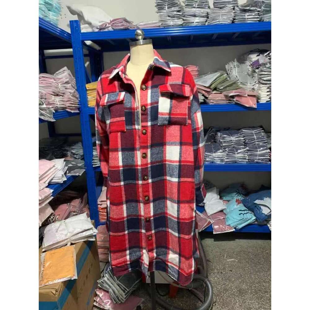 Autumn/Winter Temperament Commuter Windbreaker Side Split Flap Collar Loose Womens Woolen Plaid Shirt Coat