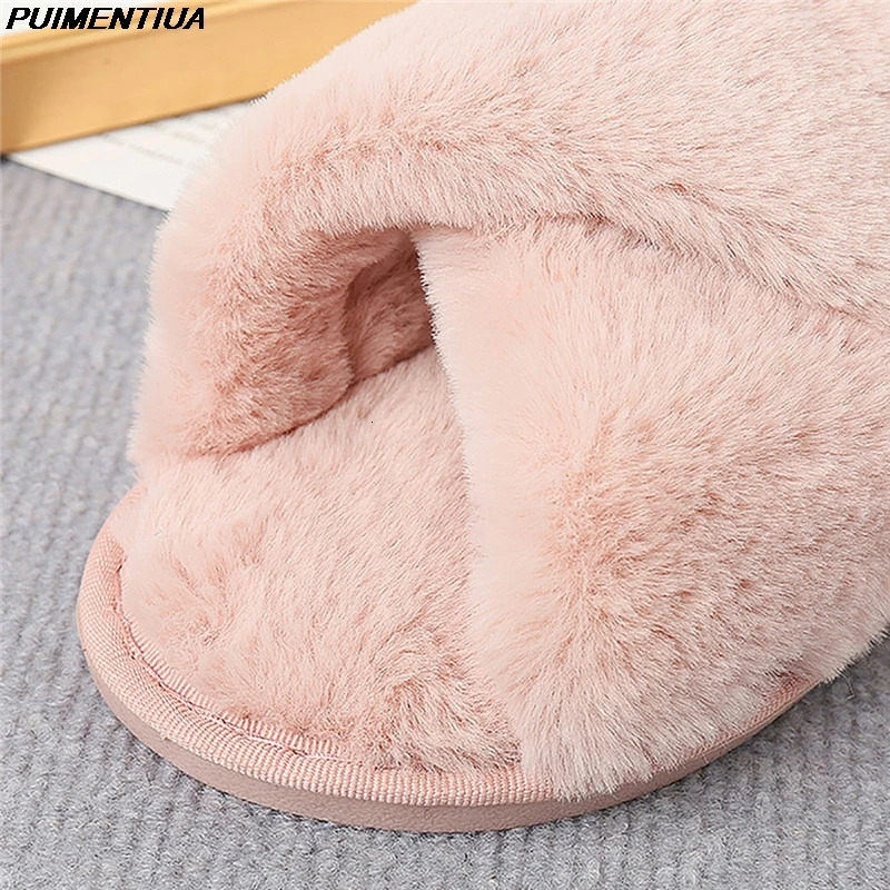 Womens Winter Home Fur Sliding Block Womens Cross Fluffy Fur Home Sliding Block Flat Board Shoes Womens Flip Cover 241007