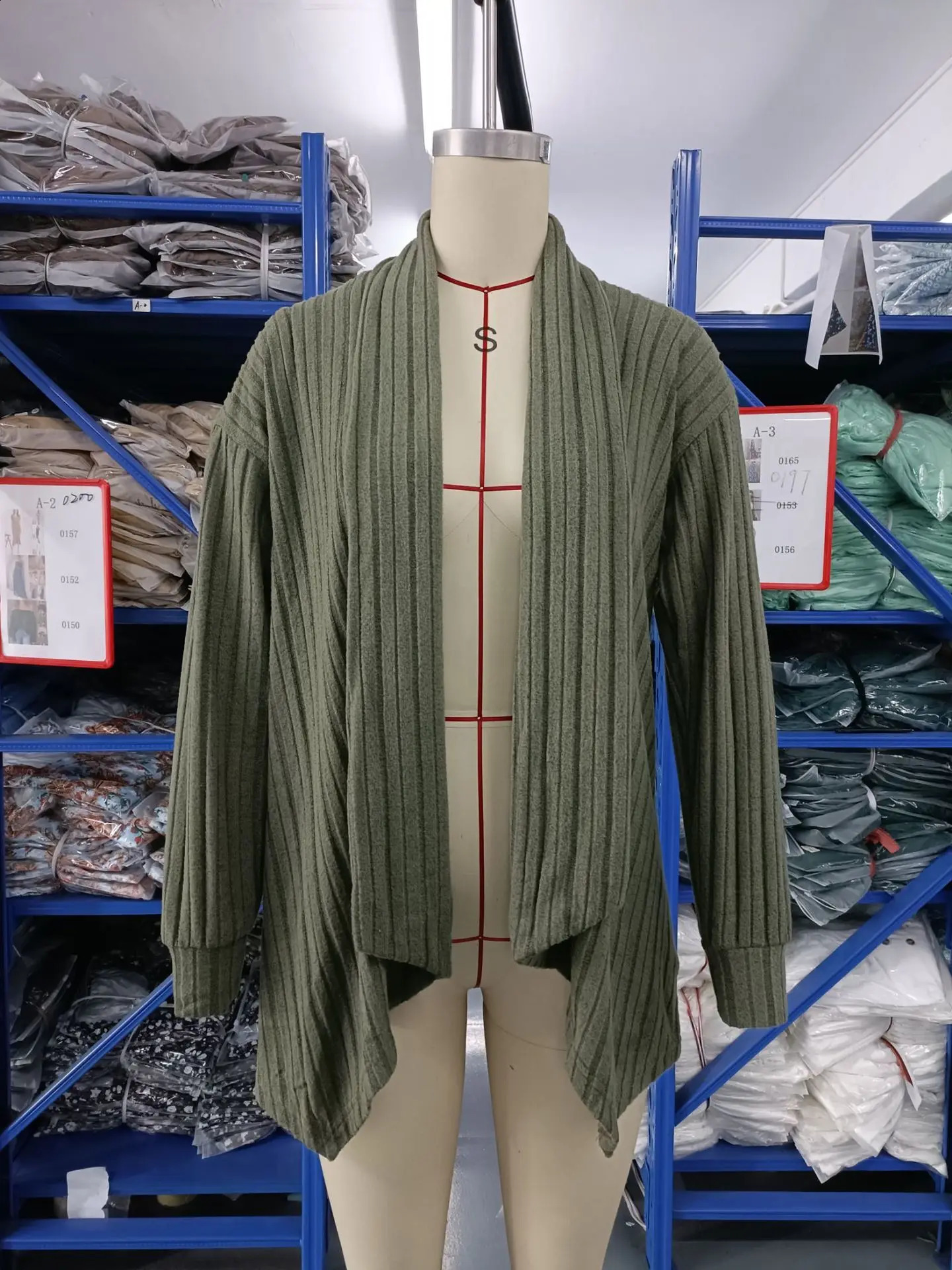 2014 Autumn and Winter Fashion Long Sleeve Solid Color Loose Cardigan Jacket 241007