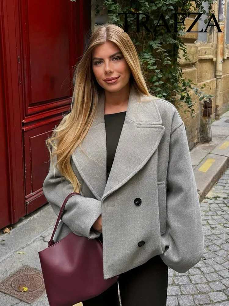 TRAFZA Winter Fashion Women Coats Solid Turn-Down Collar Long Sleeves Pockets Double Breasted Female Casual Winter Coat 2 ColorX241009