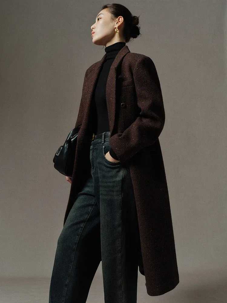 DUSHU Retro Sense Dark Coffee Brown Color Double Breasted Long Wool Coat for Women 2023 Winter Chic Design Woolen Coat FemaleX241009