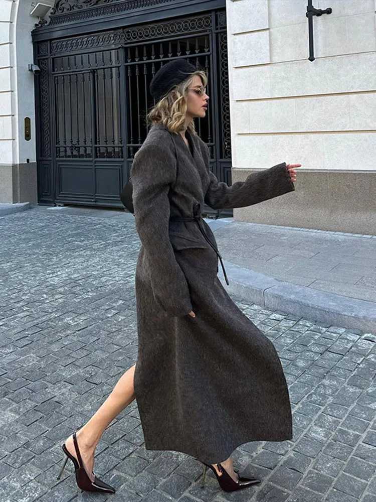 Vintage Double-Breasted Long Woolen Coat Women Casual V-neck Solid Slit Maxi Coats Lady Winter Warm Chic Elegant Street OutwearX241009